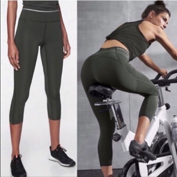 Athleta Sonic Capri Reflective Waist Black Sz M - Picture 1 of 9